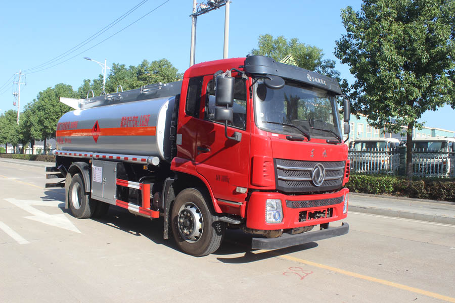 SCS5182GJYEQ6型加油车